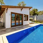 İslamlar 2 Bedroom Secluded With Private Pool Hot Tub * Kalkan