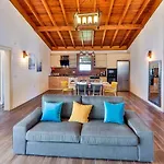 İslamlar 2 Bedroom Secluded With Private Pool Hot Tub Kalkan
