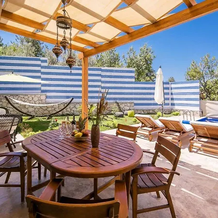 Villa İslamlar 2 Bedroom Secluded With Private Pool Hot Tub *