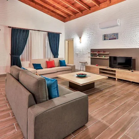 İslamlar 2 Bedroom Secluded With Private Pool Hot Tub * Kalkan